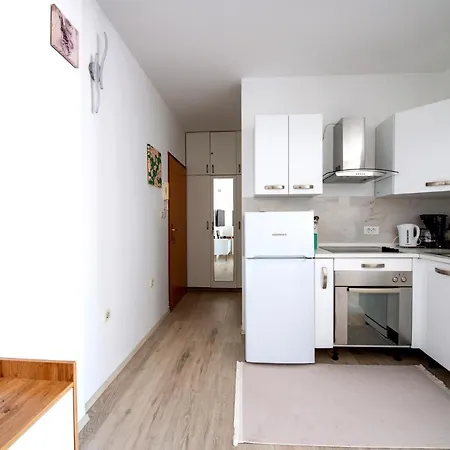 Misi Apartment *