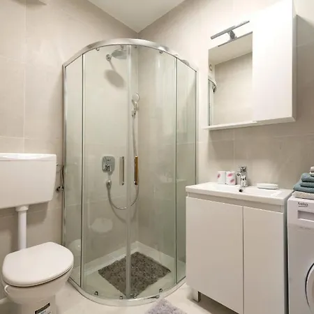 Misi Apartment